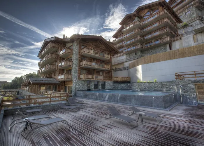 Le Refuge 2 - Access - Close To Lift *