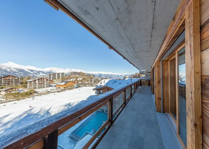 Le Refuge 2 - Access - Close To Lift