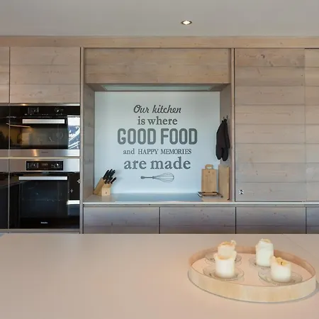 Le Refuge 2 - Access - Close To Lift *